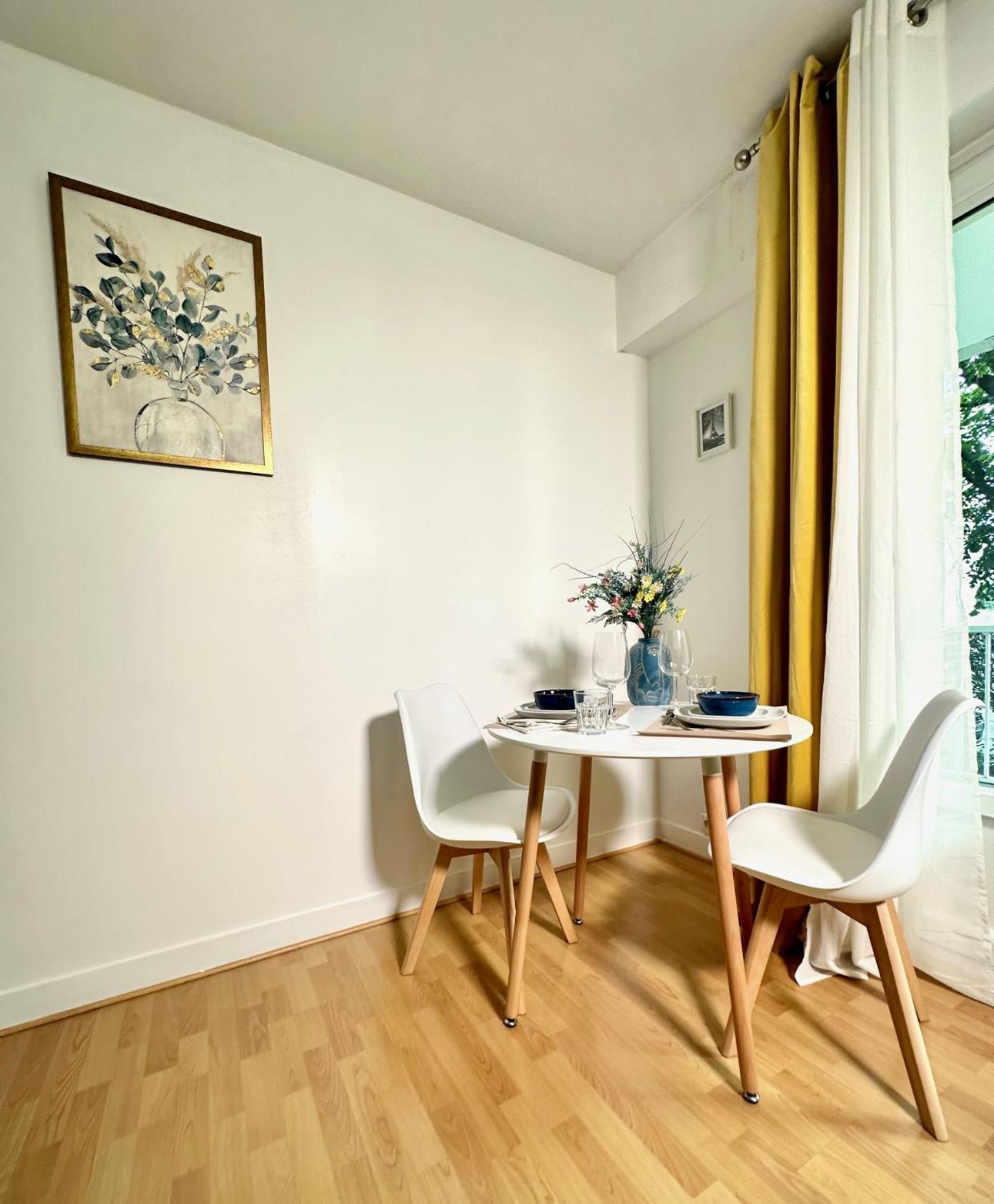 Apartament Le Bleu Soleil - A 2 Min Du Metro - 7 Min De Paris Maisons-Alfort Zewnętrze zdjęcie