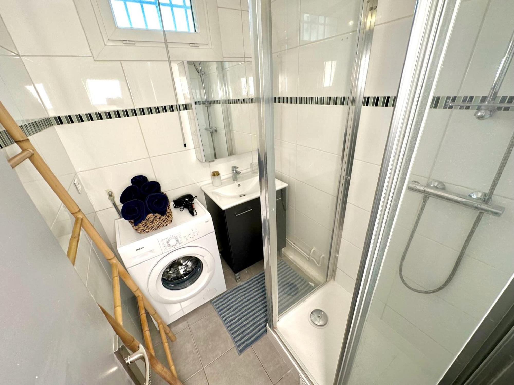 Apartament Le Bleu Soleil - A 2 Min Du Metro - 7 Min De Paris Maisons-Alfort Zewnętrze zdjęcie