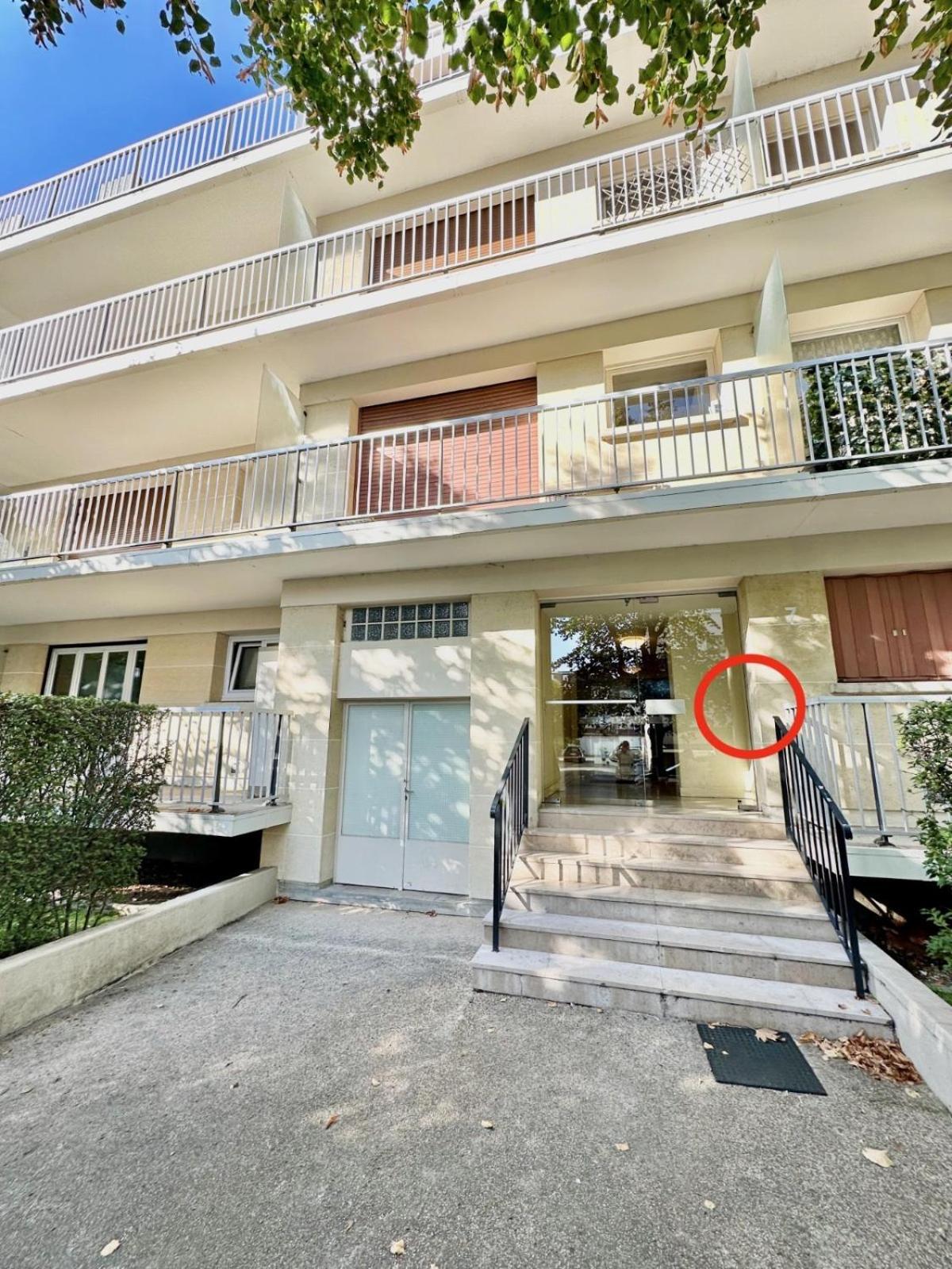 Apartament Le Bleu Soleil - A 2 Min Du Metro - 7 Min De Paris Maisons-Alfort Zewnętrze zdjęcie